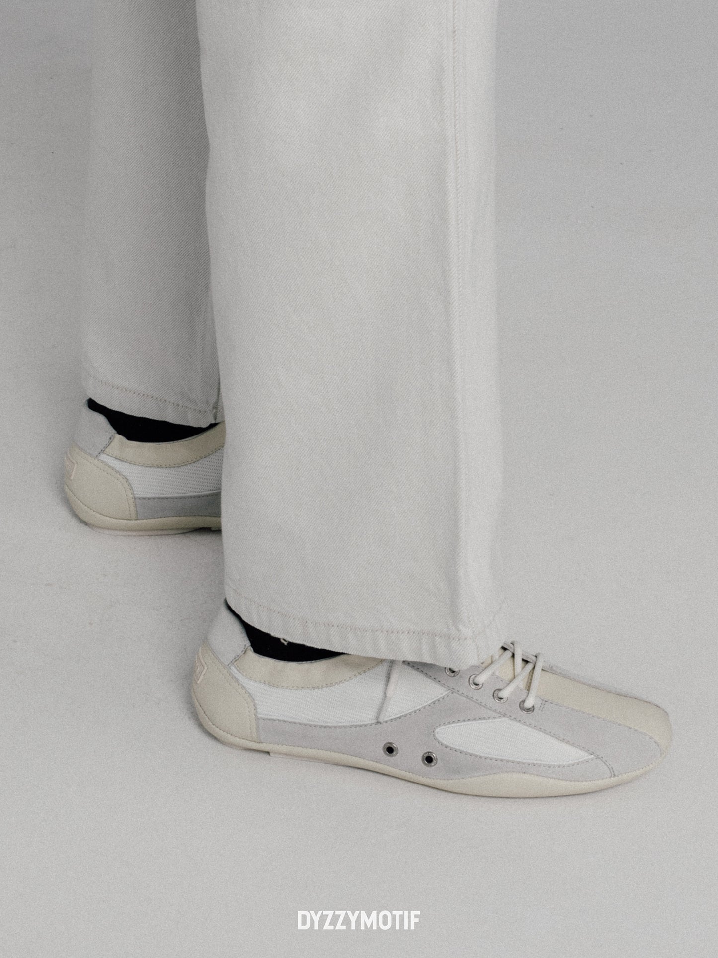 DYZZYMOTIF FLAT SNEAKER LUNA