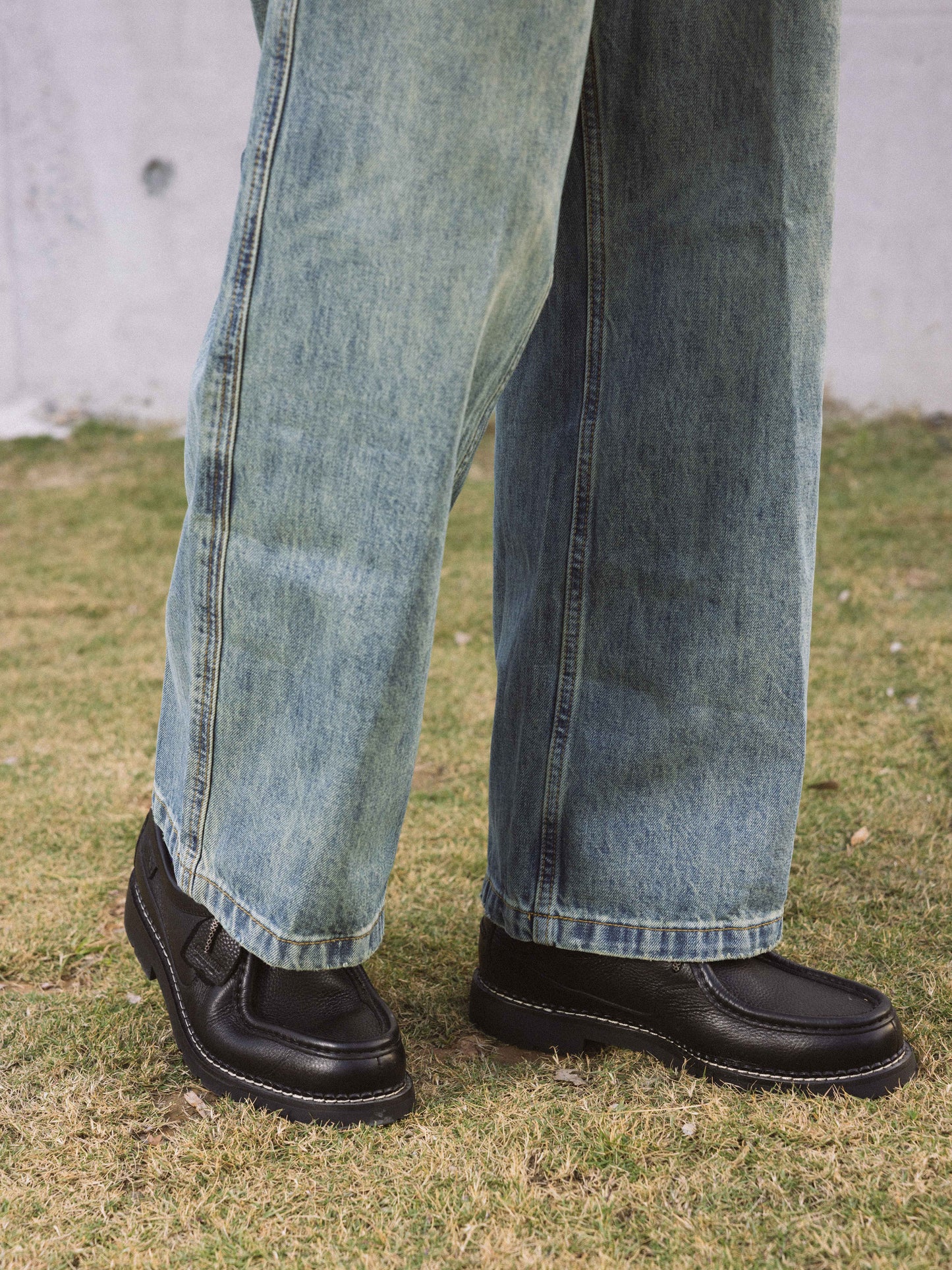 DYZZYMOTIF COWHIDE LEATHER DERBY