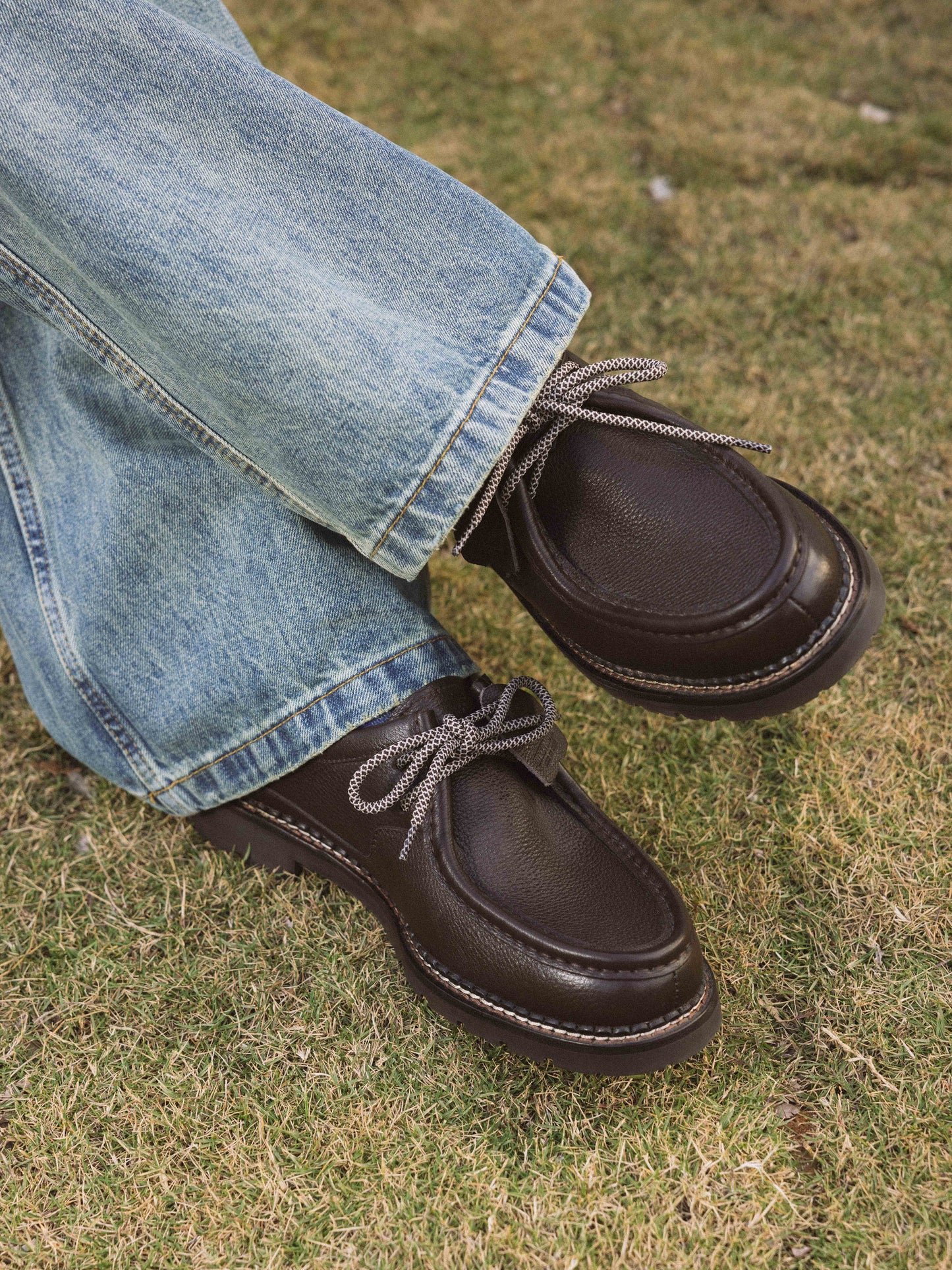 DYZZYMOTIF COWHIDE LEATHER DERBY