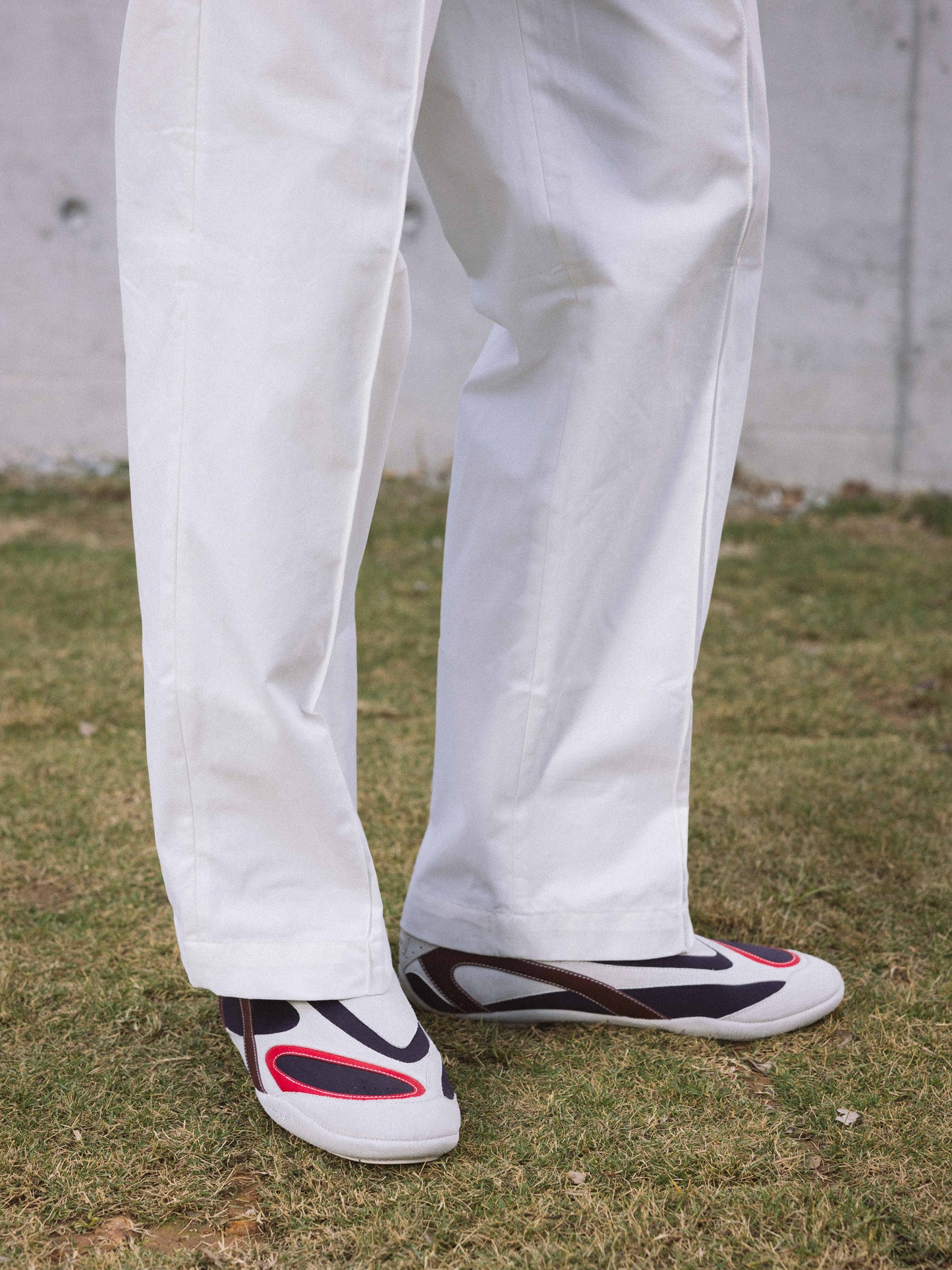 DYZZYMOTIF SLIP-ON SNEAKER