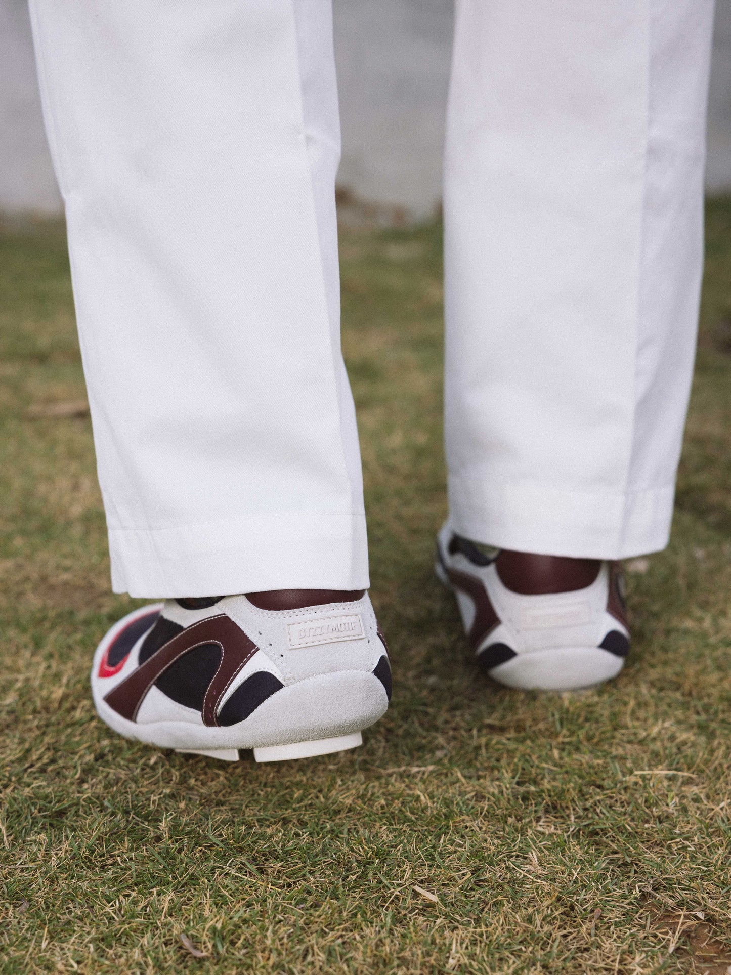 DYZZYMOTIF SLIP-ON SNEAKER