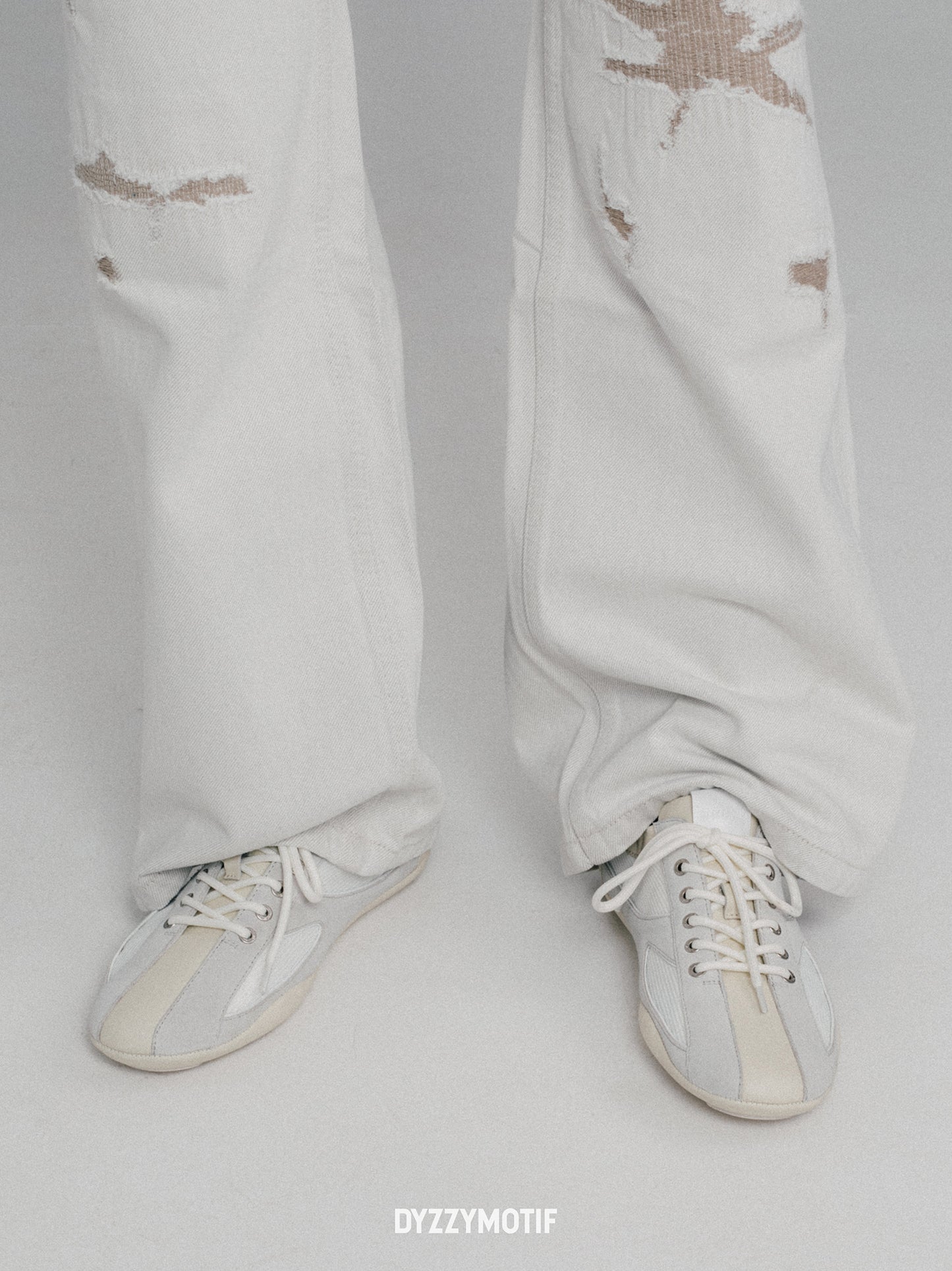 DYZZYMOTIF FLAT SNEAKER LUNA