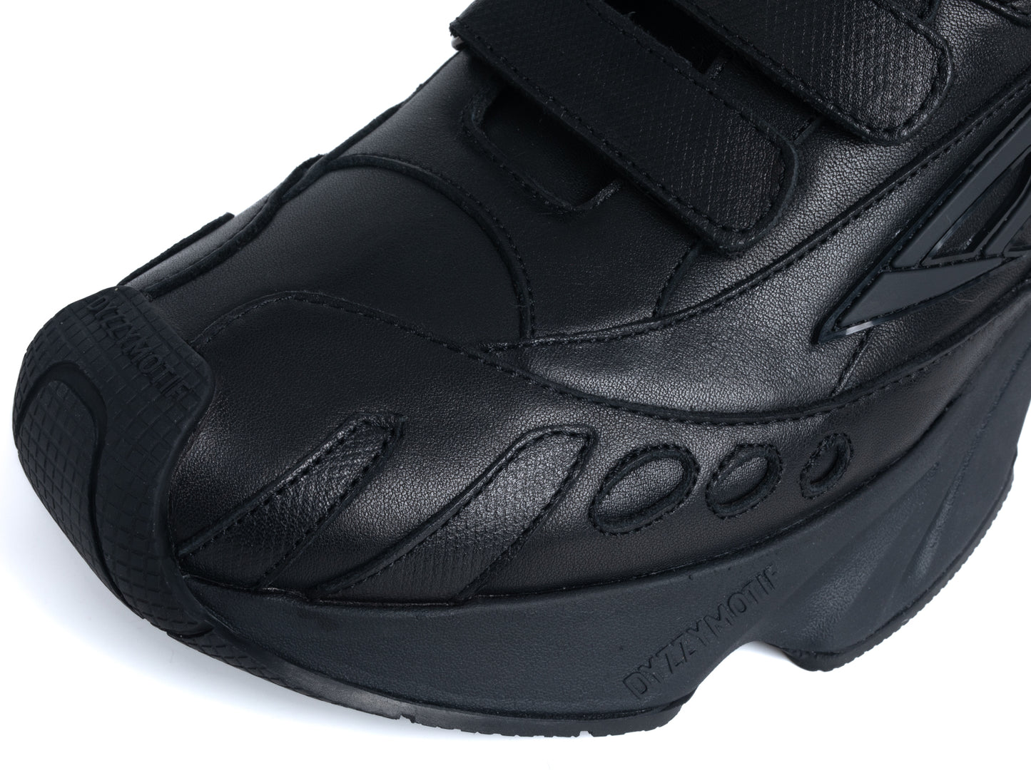 DYZZYMOTIF CHUNKY SNEAKER