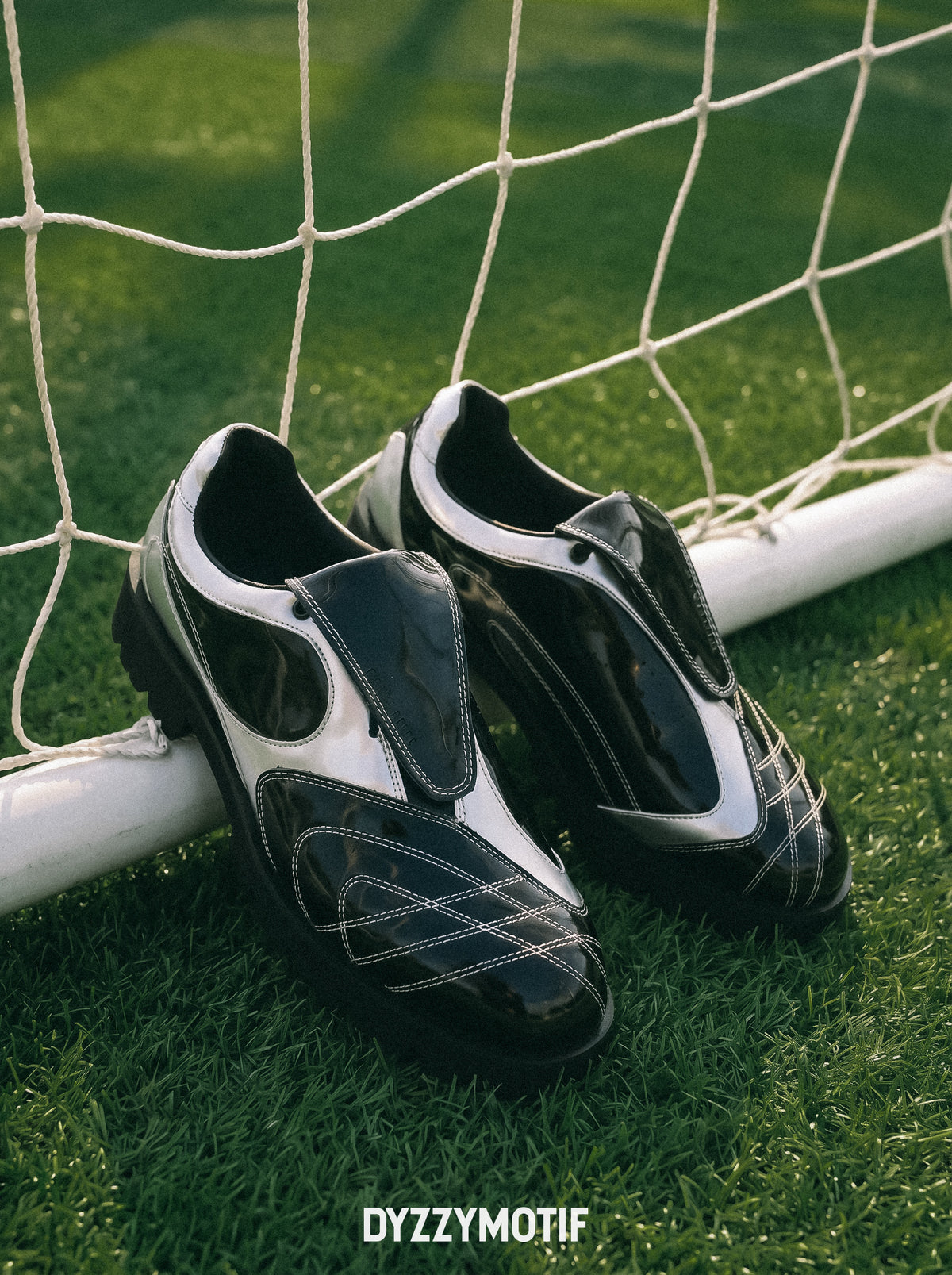 DYZZYMOTIF COWHIDE LEATHER FOOTBALL DERBY LACE-CONTROL LC0